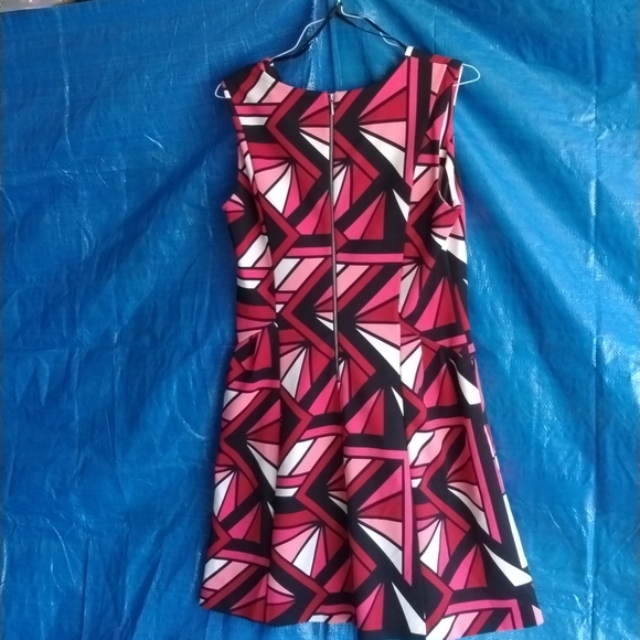 WORTHINGTON - Picture 2 of 3